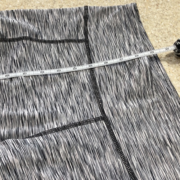 Tek gear large space dye gray black white capris - Picture 5 of 5